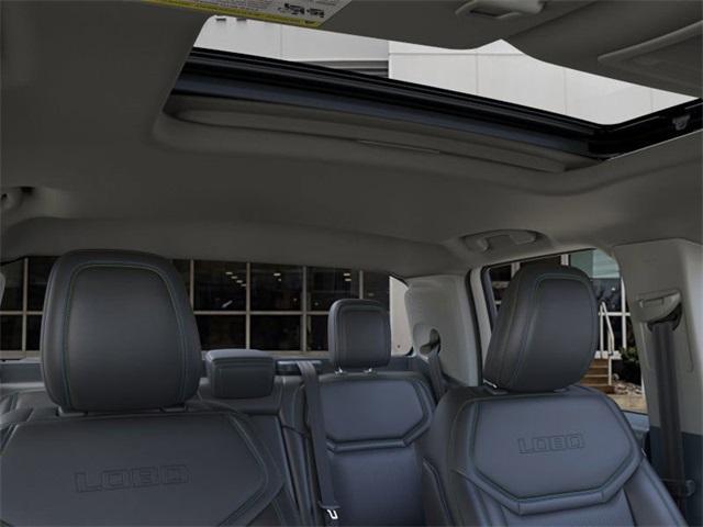 Photo of 2025 Oxford White Ford Maverick