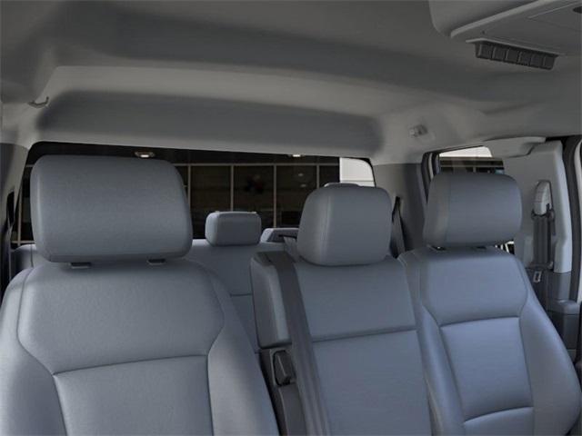 Photo of 2025 Oxford White Ford F-250