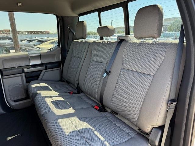 Photo of 2022 Oxford White Ford F-250