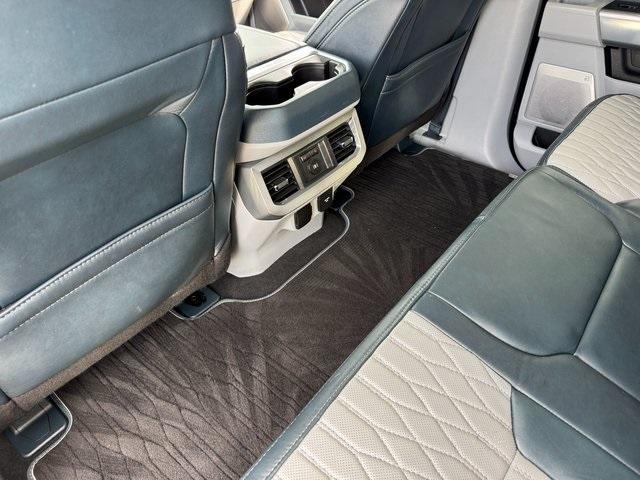 Photo of 2024 Star White Ford F-250