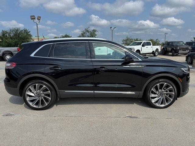 Photo of 2022 Infinite Black Metallic Lincoln Nautilus