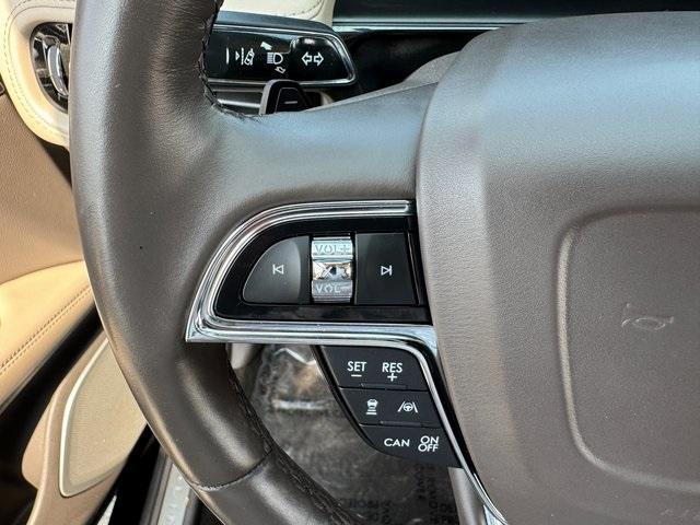 Photo of 2022 Infinite Black Metallic Lincoln Nautilus
