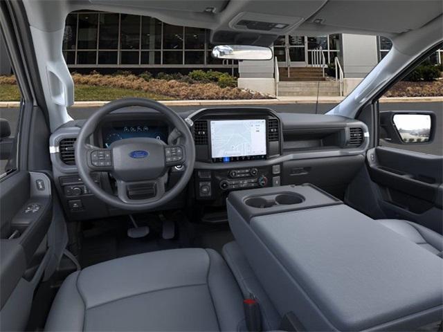 Photo of 2025 Oxford White Ford F-150