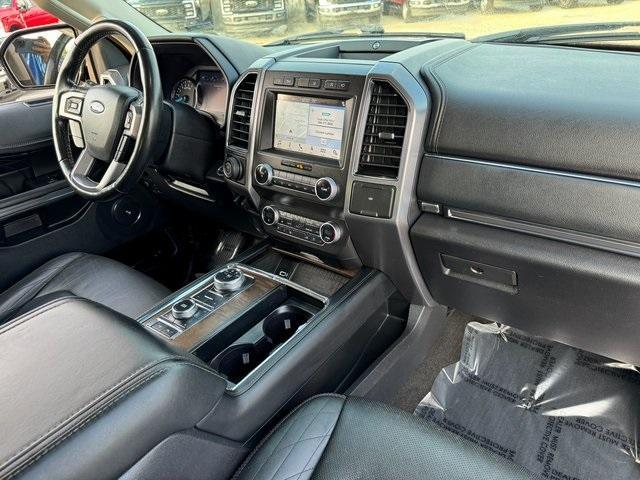 Photo of 2019 Ruby Red Metallic Ford Expedition