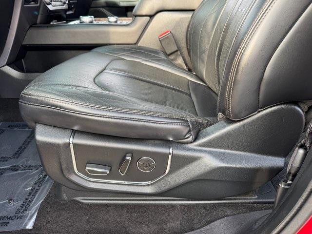 Photo of 2019 Ruby Red Metallic Ford Expedition