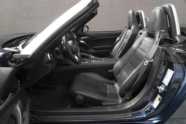 Photo of 2018 Forte Black Metallic FIAT 124 Spider