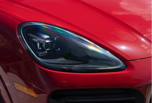 Photo of 2021 Carmine Red Porsche Cayenne