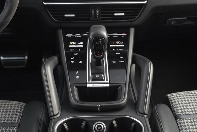 Photo of 2021 Carmine Red Porsche Cayenne