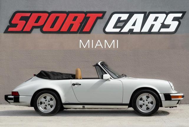Photo of 1988 White Porsche 911