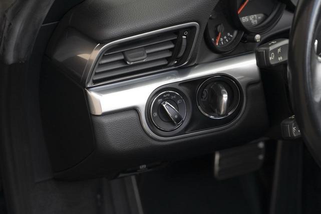 Photo of 2019 Black Porsche 911