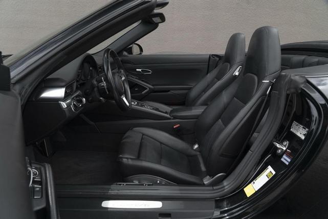 Photo of 2019 Black Porsche 911
