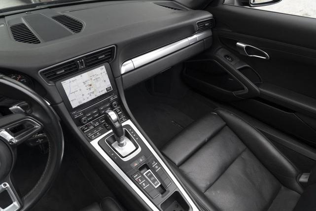 Photo of 2019 Black Porsche 911
