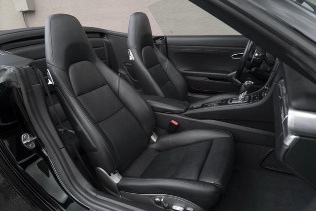 Photo of 2019 Black Porsche 911