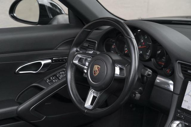 Photo of 2019 Black Porsche 911