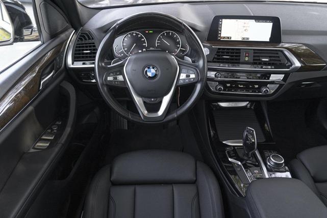 Photo of 2021 Black Sapphire Metallic BMW X3