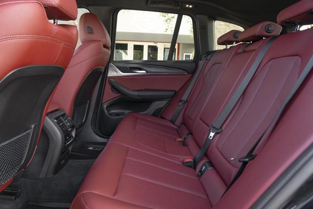Photo of 2022 Black Sapphire Metallic BMW X3