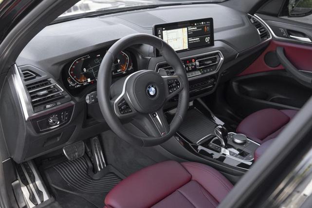 Photo of 2022 Black Sapphire Metallic BMW X3