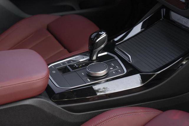 Photo of 2022 Black Sapphire Metallic BMW X3