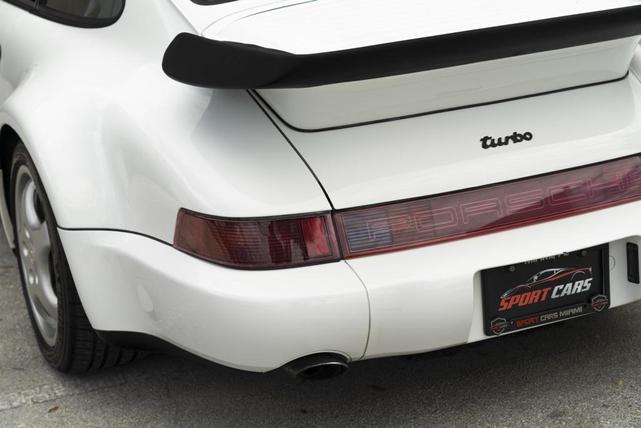 Photo of 1992 White Porsche 911