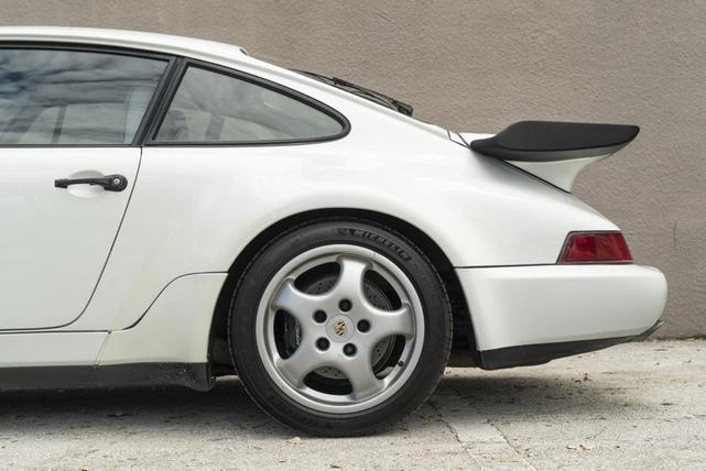 Photo of 1992 White Porsche 911