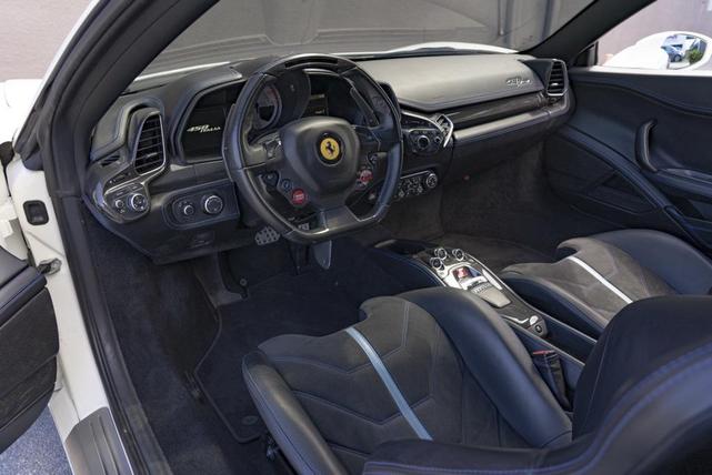 Photo of 2013 Bianco Avus Ferrari 458 Italia