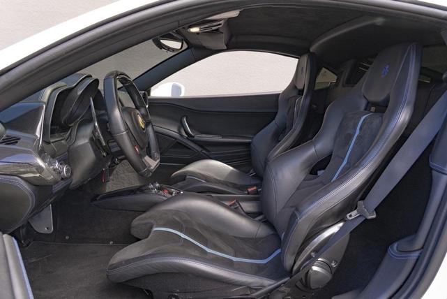 Photo of 2013 Bianco Avus Ferrari 458 Italia