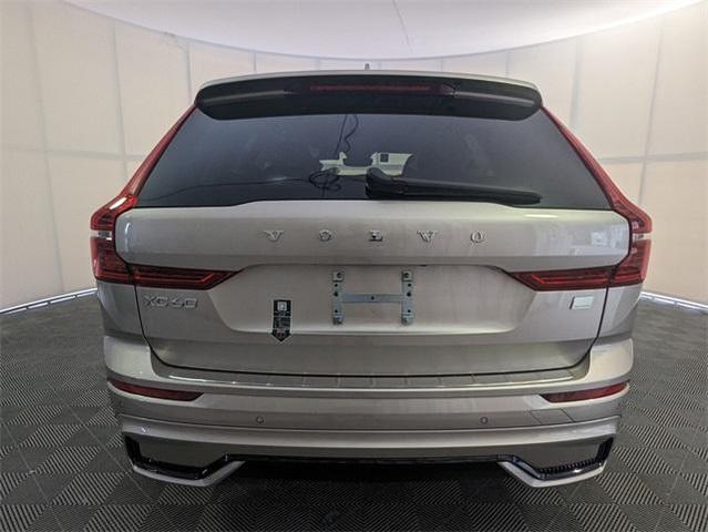 Photo of 2024 Gold Volvo XC60 Recharge Plug-In Hybrid