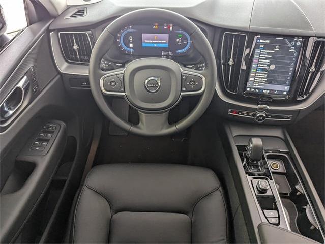 Photo of 2024 Gold Volvo XC60 Recharge Plug-In Hybrid