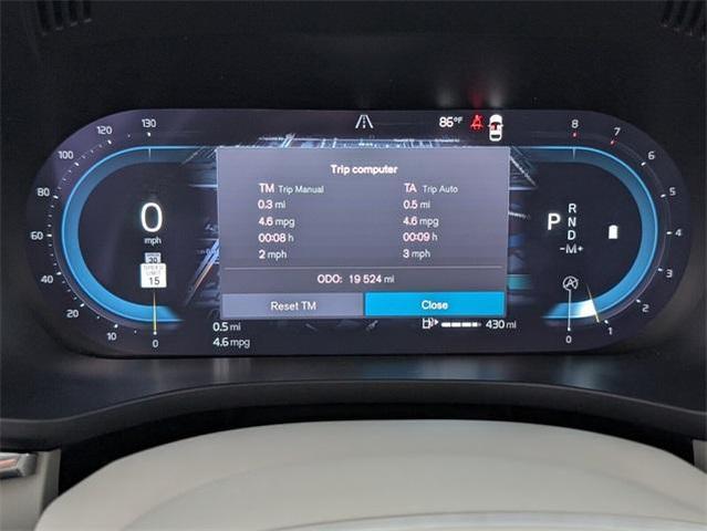Photo of 2023 Onyx Black Metallic Volvo XC60