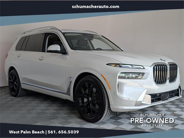2023 BMW X7