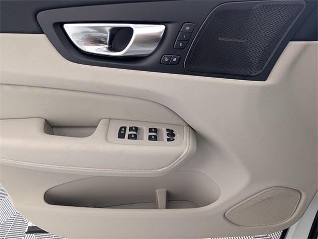Photo of 2026 White Volvo XC60