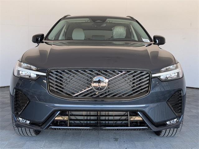 Photo of 2026 Blue Volvo XC60