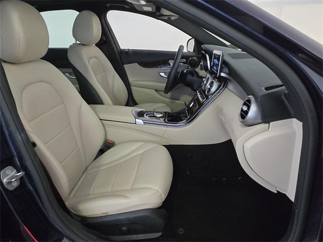 Photo of 2018 Lunar Mercedes-Benz C-Class