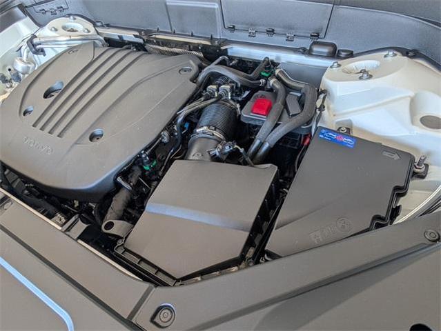 Photo of 2024 White Volvo XC90
