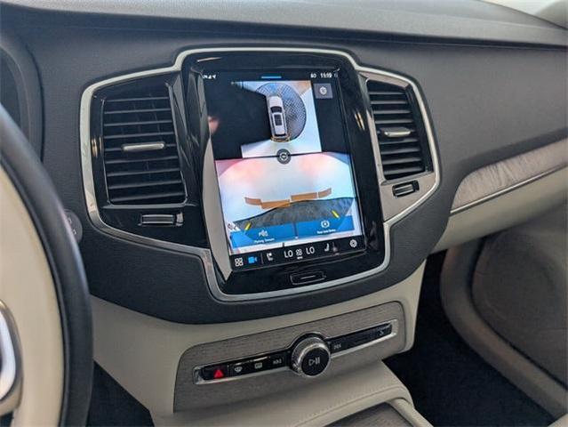 Photo of 2024 White Volvo XC90