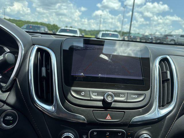 Photo of 2020 Silver Ice Metallic Chevrolet Equinox