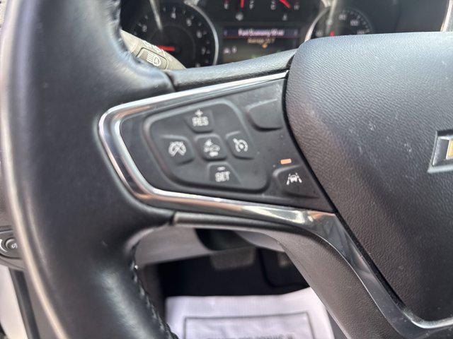 Photo of 2020 Silver Ice Metallic Chevrolet Equinox