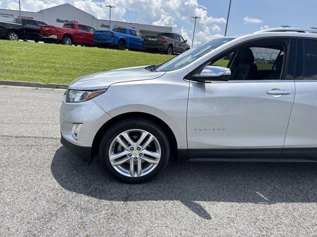 Photo of 2020 Silver Ice Metallic Chevrolet Equinox