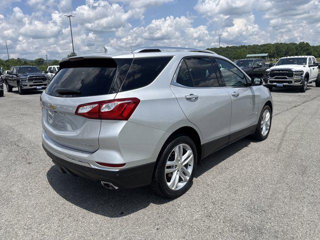 Photo of 2020 Silver Ice Metallic Chevrolet Equinox