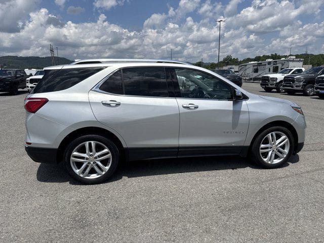 Photo of 2020 Silver Ice Metallic Chevrolet Equinox