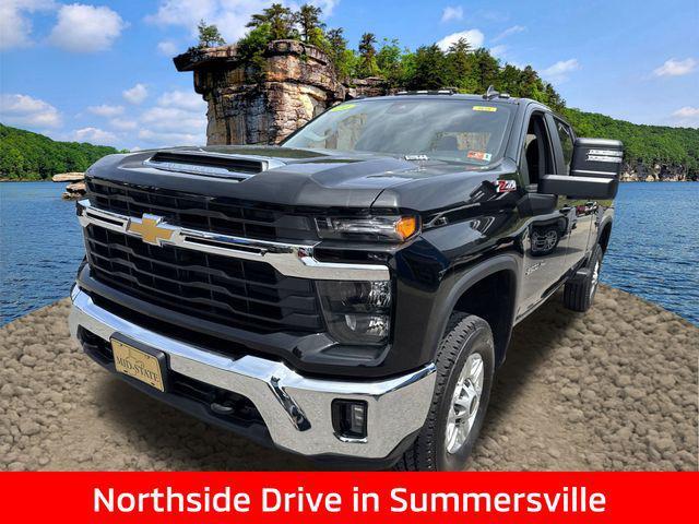 Photo of 2024 Black Chevrolet Silverado 2500