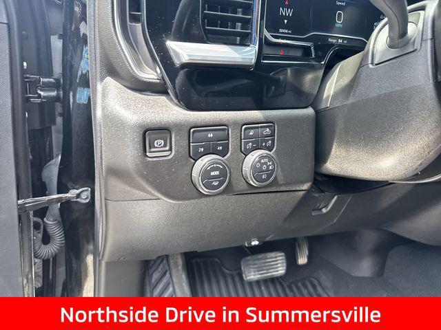 Photo of 2024 Black Chevrolet Silverado 2500