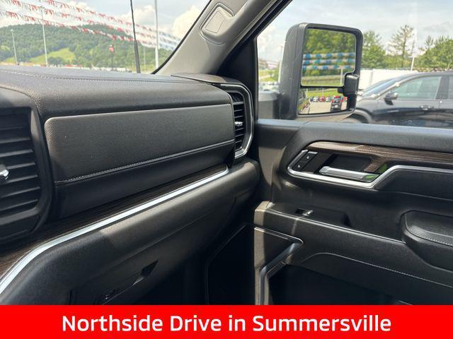 Photo of 2024 Black Chevrolet Silverado 2500