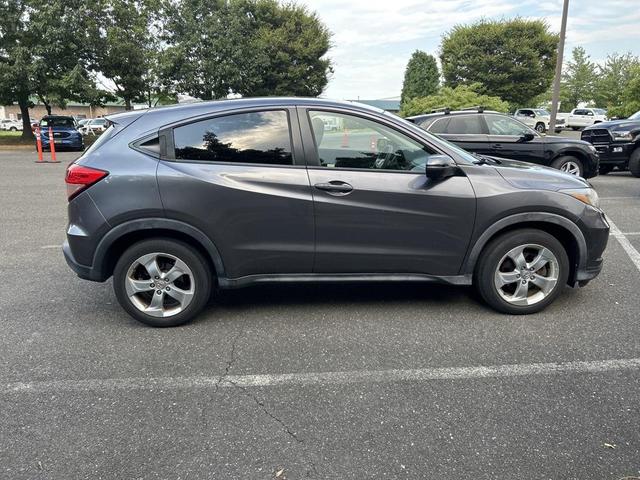 Photo of 2016 Modern Steel Metallic Honda HR-V