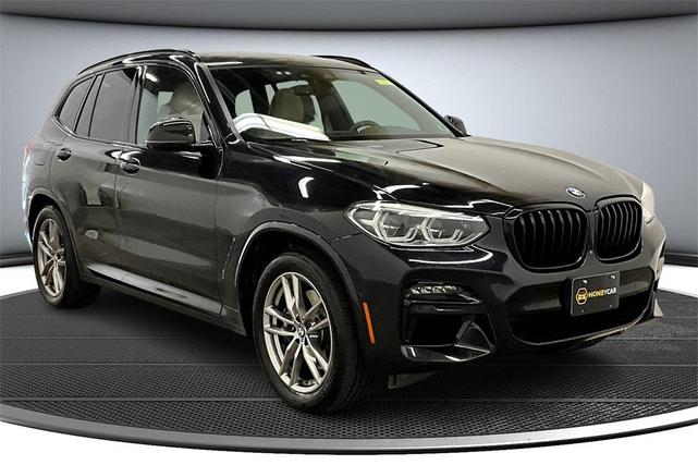 Photo of 2021 Black Sapphire Metallic BMW X3