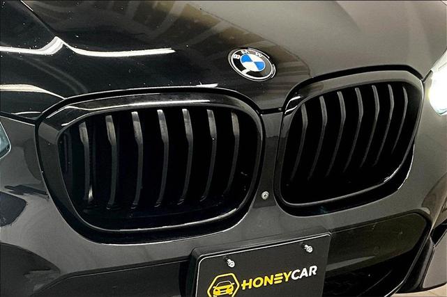 Photo of 2021 Black Sapphire Metallic BMW X3