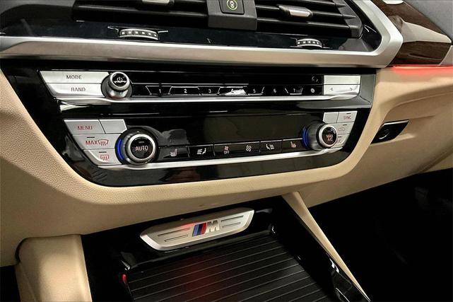 Photo of 2021 Black Sapphire Metallic BMW X3