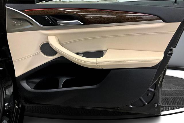 Photo of 2021 Black Sapphire Metallic BMW X3