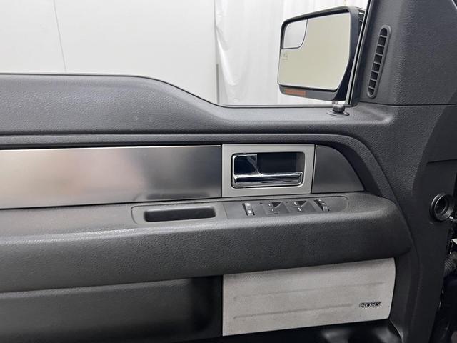 Photo of 2014 Tuxedo Black Metallic Ford F-150