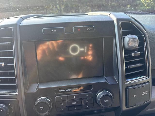 Photo of 2019 Oxford White Ford F-150